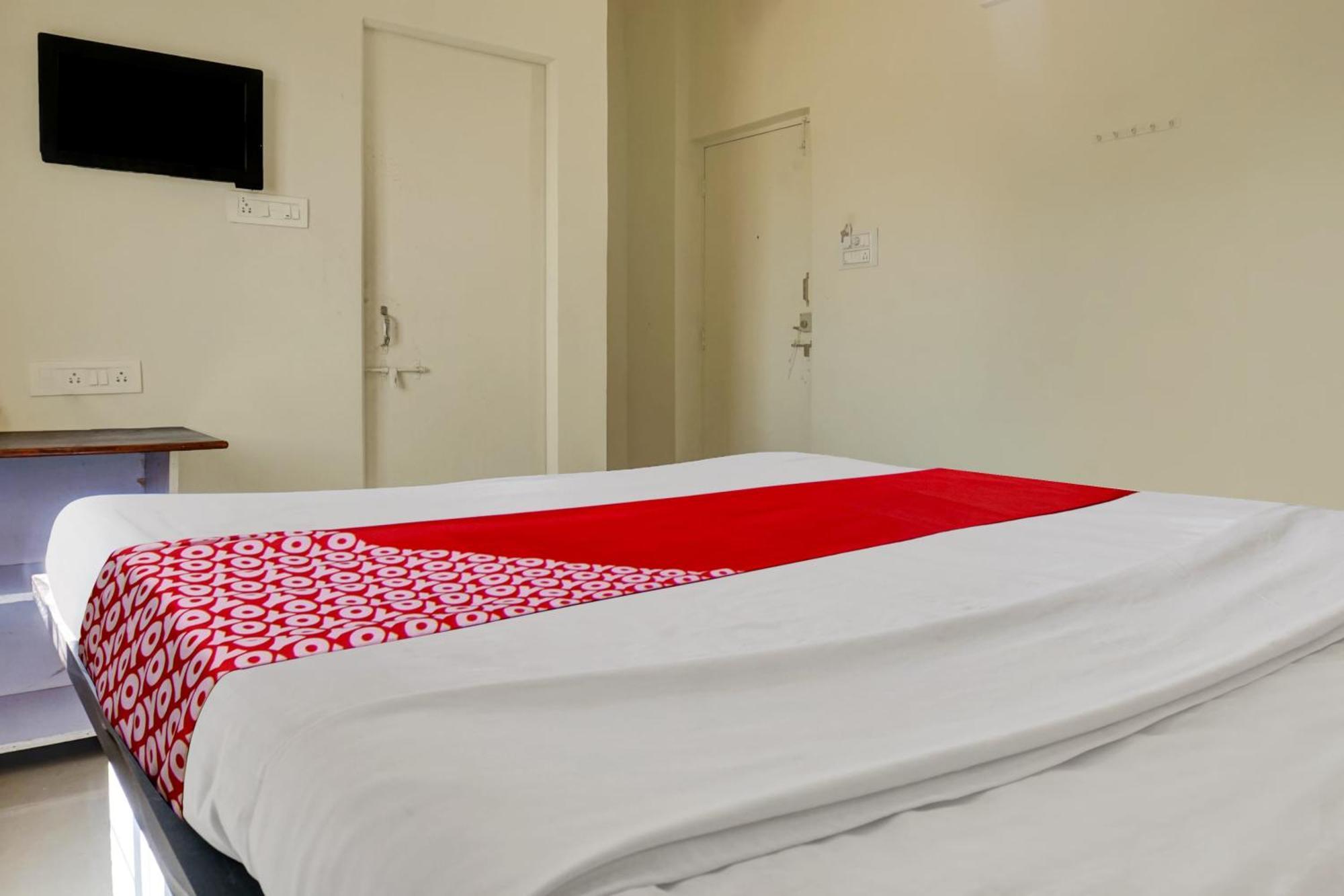 Hotel O Happy Homely Stay Sasvad Exterior foto